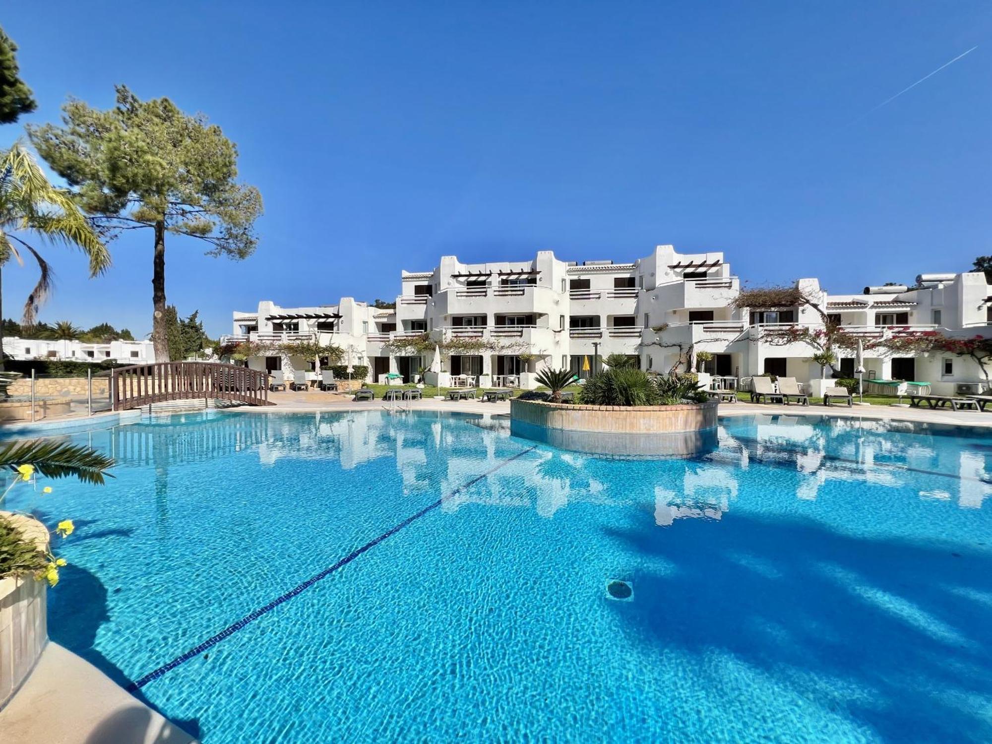 Albufeira Balaia Golf Vilage 1 With Pool By Homing Eksteriør billede